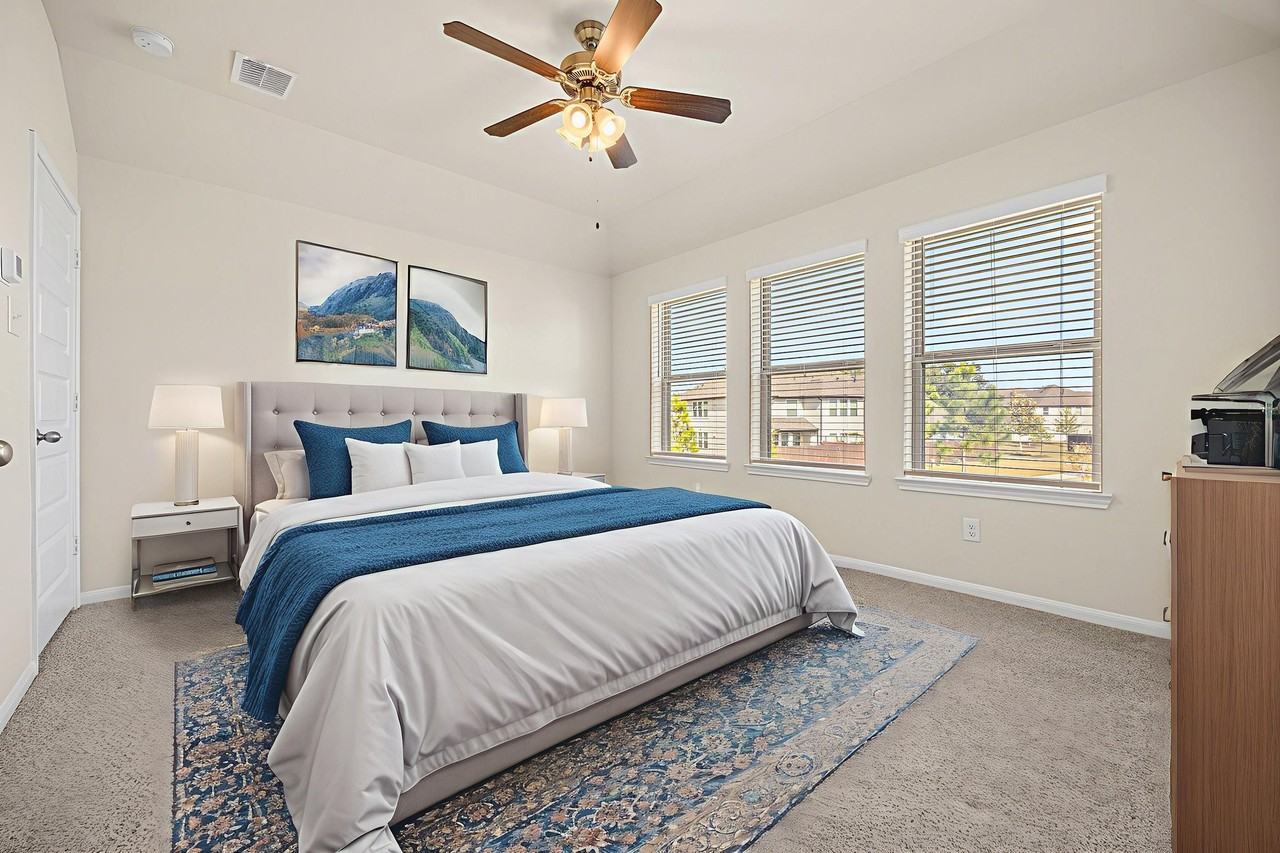 5617 Evanston Ln #5617 - Photo 3 of 35