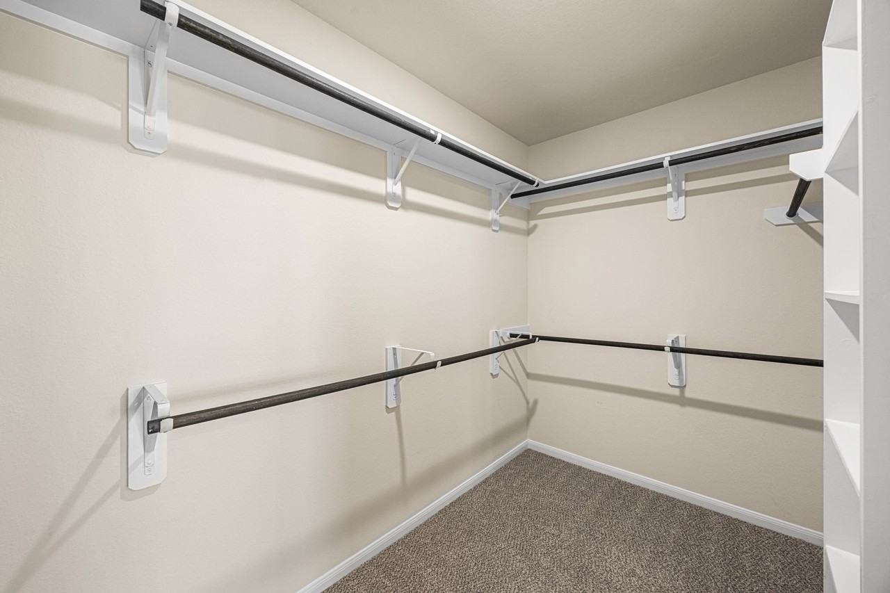 5617 Evanston Ln #5617 - Photo 7 of 35