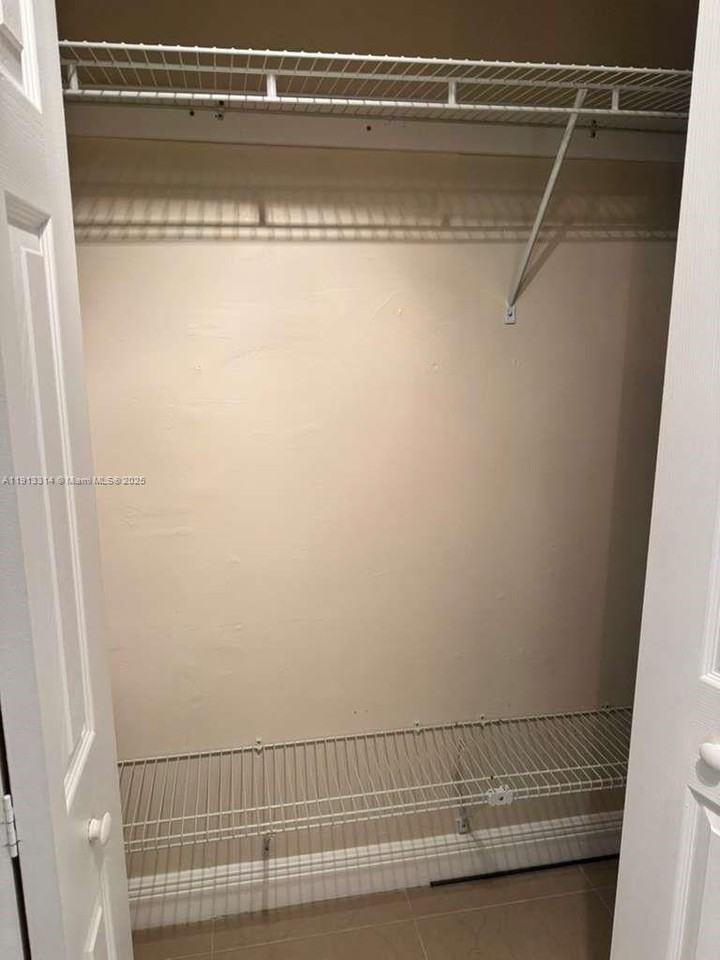 3001 Nw 46th Ave #3001-207 - Photo 5 of 18