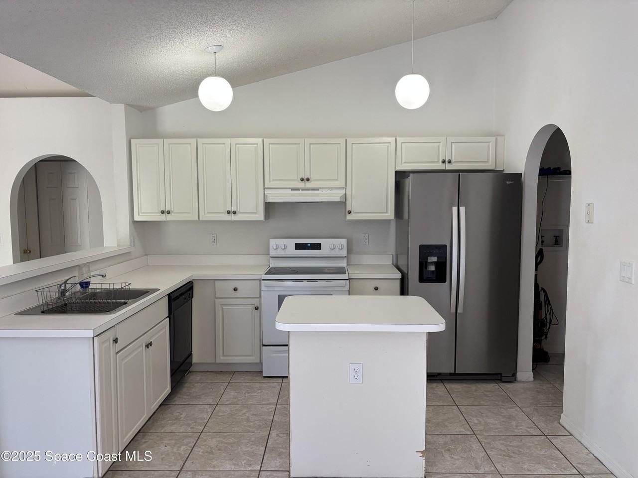 117 Hillock Avenue Northwest #117 - Photo 2 of 17