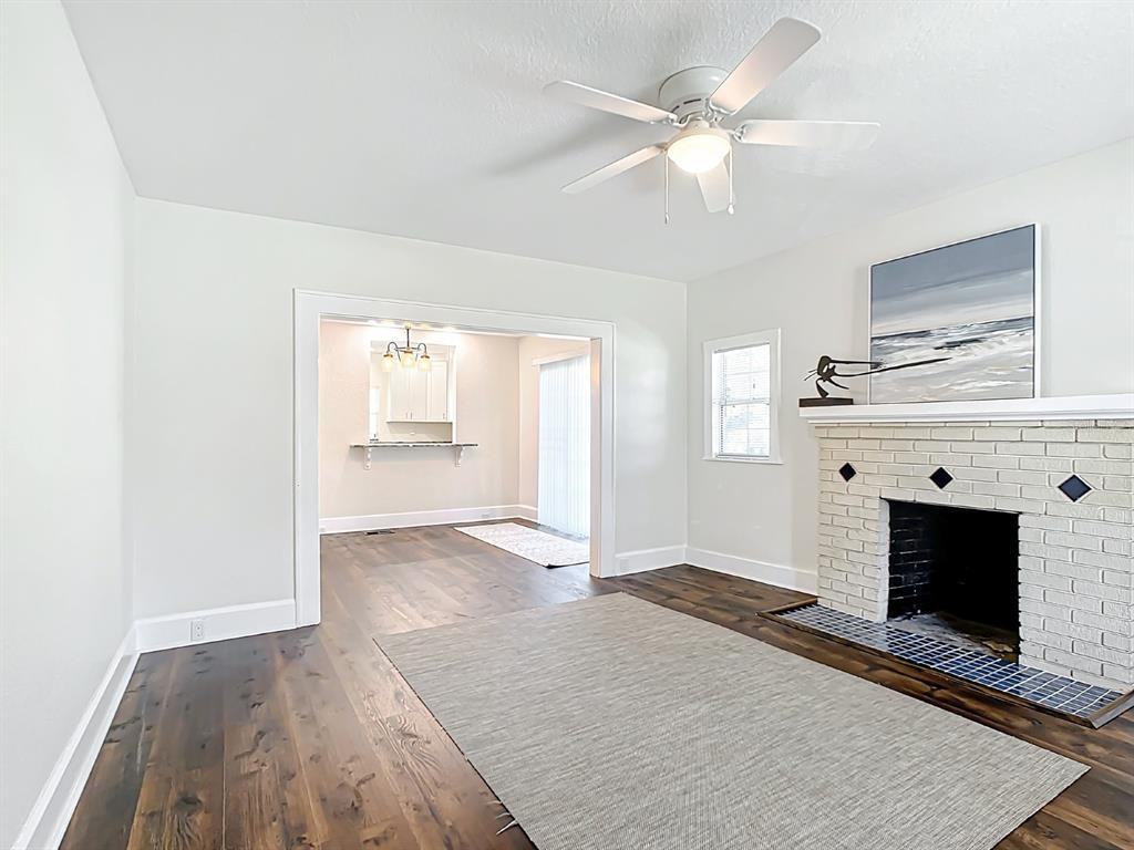 375 4th Street Northwest #375 - Photo 7 of 41