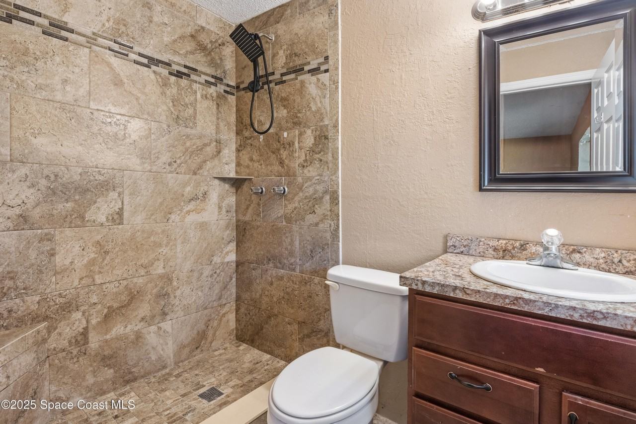 697 Castaways Street Northeast #697 - Photo 2 of 12