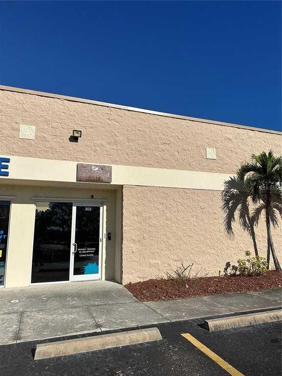 24630 Sandhill Blvd #24630-303 - Photo 7 of 17