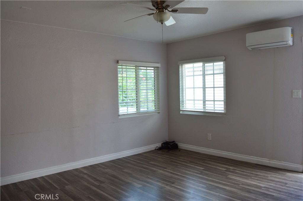 7474 Henbane St #7474-2 - Photo 4 of 5