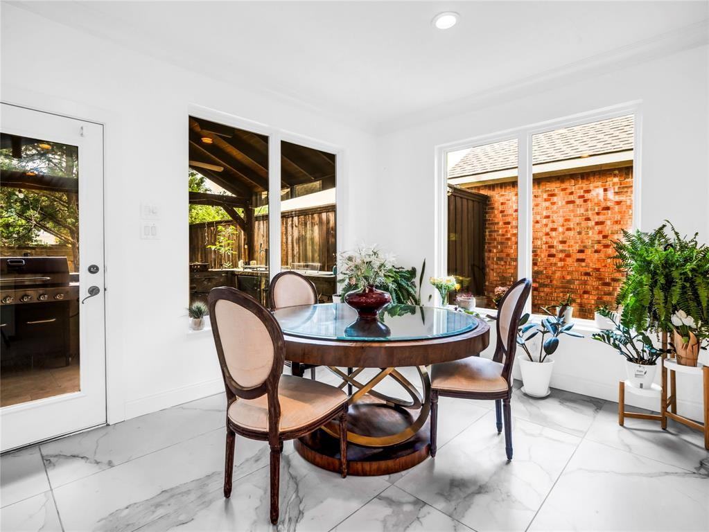 2117 White Rock Ln #2117 - Photo 2 of 39