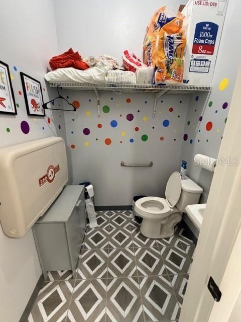 320 S Spring Garden Ave #320 - Photo 6 of 7