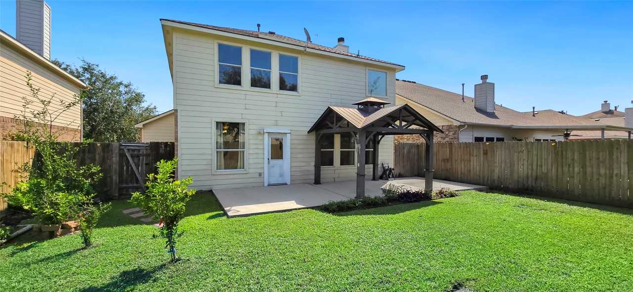 4519 Regal Dr #4519 - Photo 3 of 10