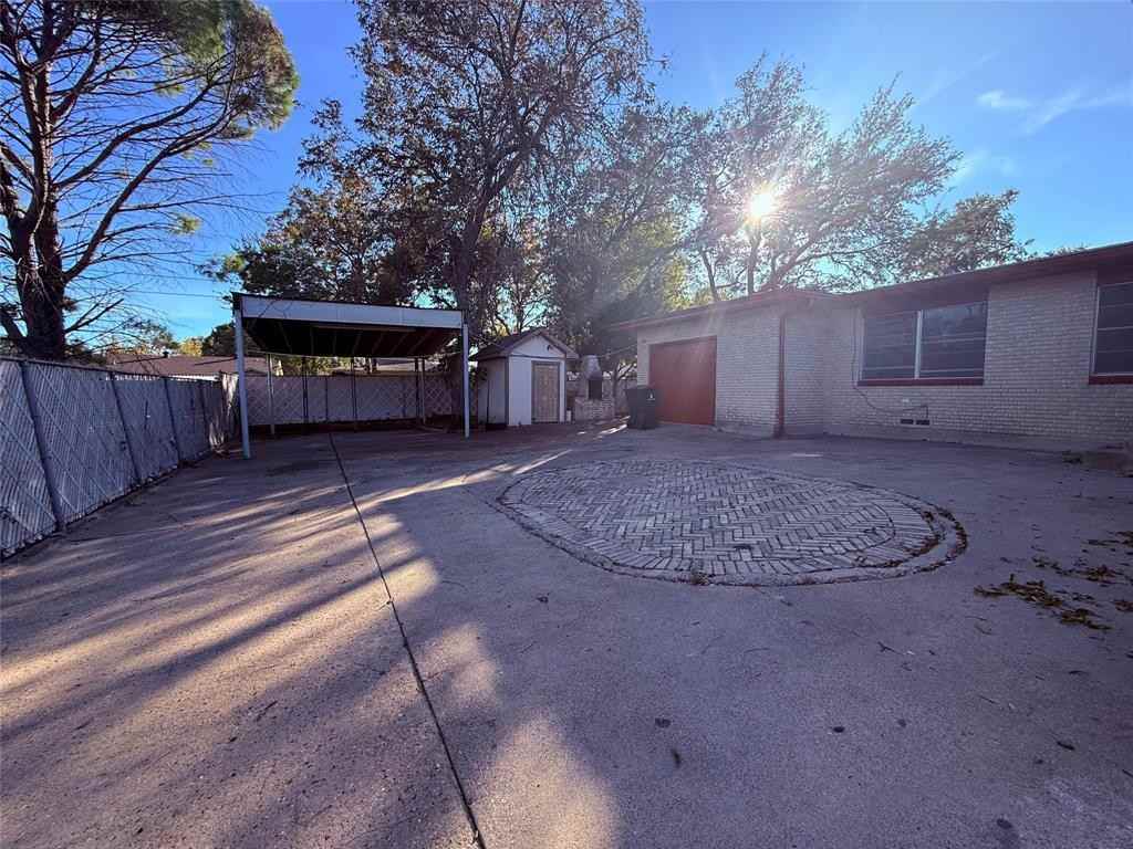 914 Bandera Ln #914 - Photo 3 of 15