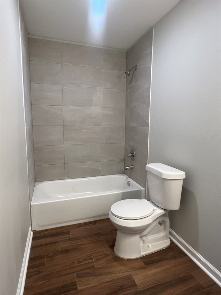 417 West Main Street #417A - Photo 3 of 12