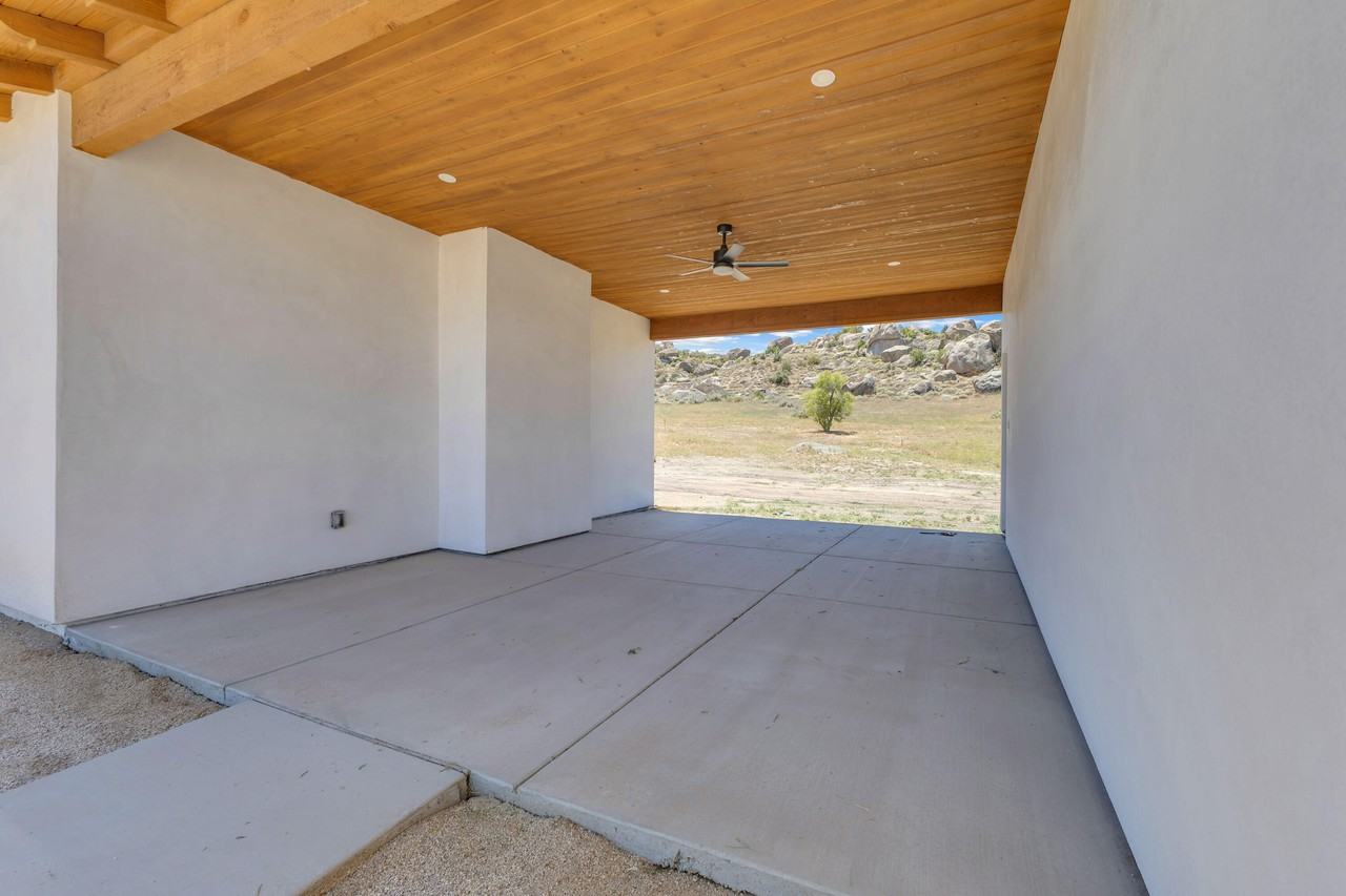 41265 Lakeshore Blvd #41265 - Photo 2 of 50