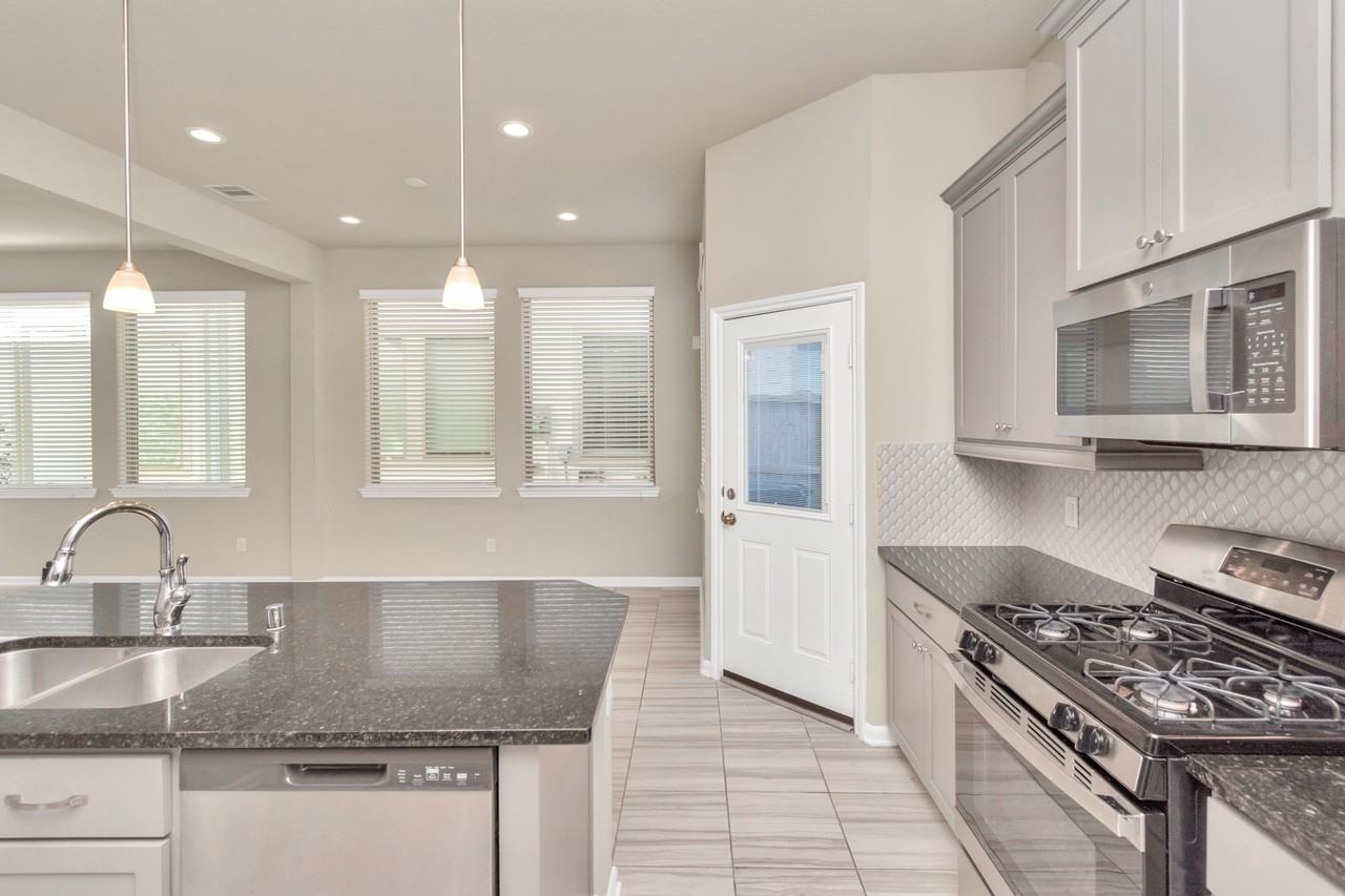 5138 Prairie Terrace Ln #5138 - Photo 2 of 36