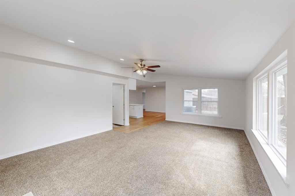 538 East Fairmeadows Drive #538 - Photo 5 of 5