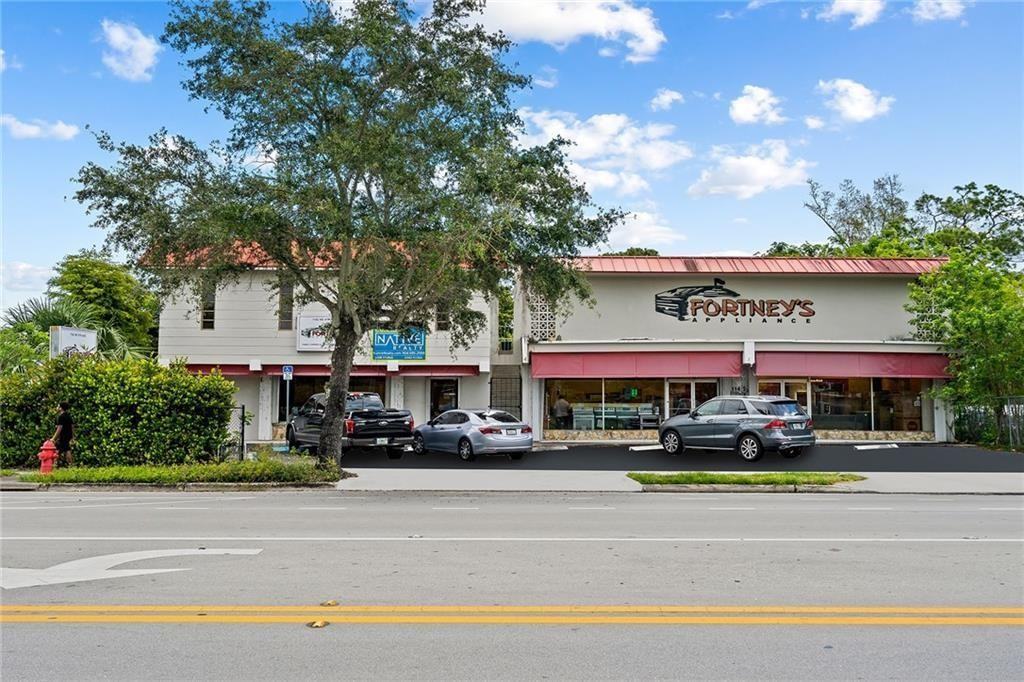 1142 Northeast 4th Avenue #1142-4 - Photo 2 of 12