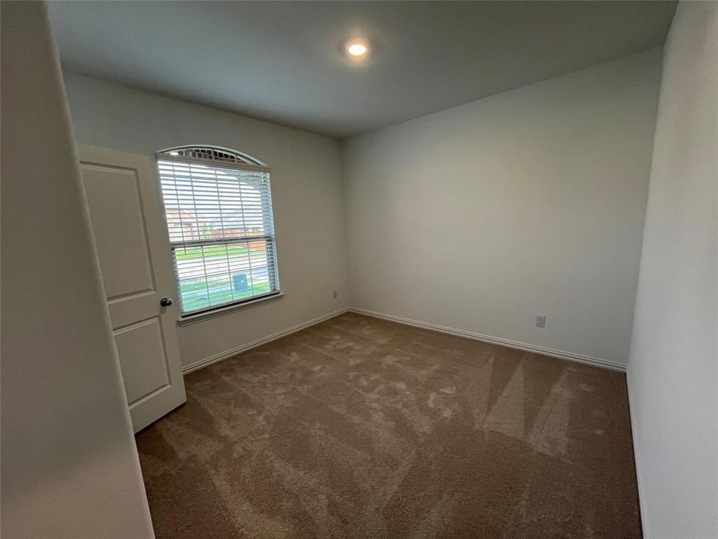 1520 Van Gogh Drive #1520 - Photo 7 of 16