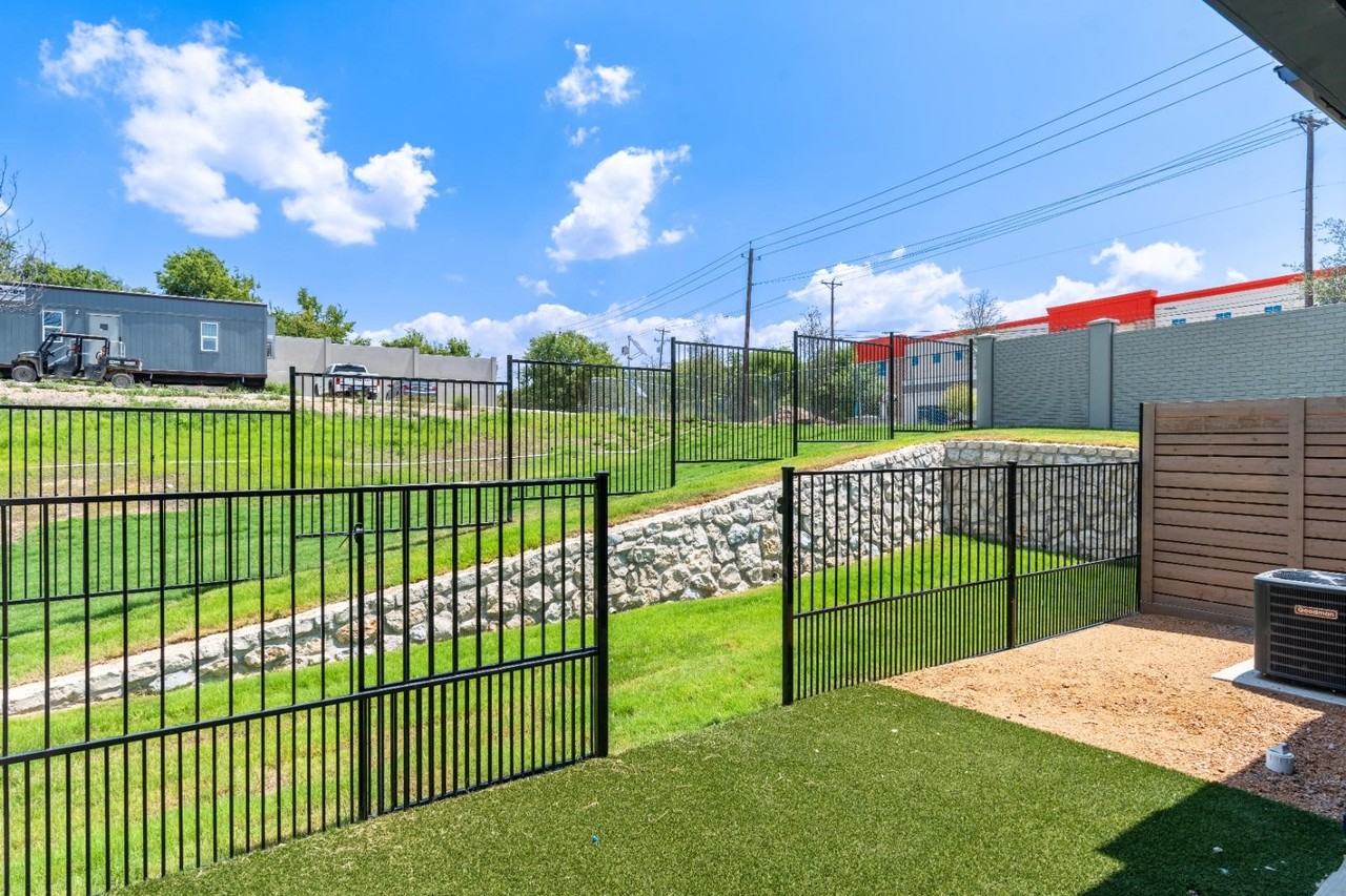 1437 B Soccer Drive #1437 - Photo 4 of 17