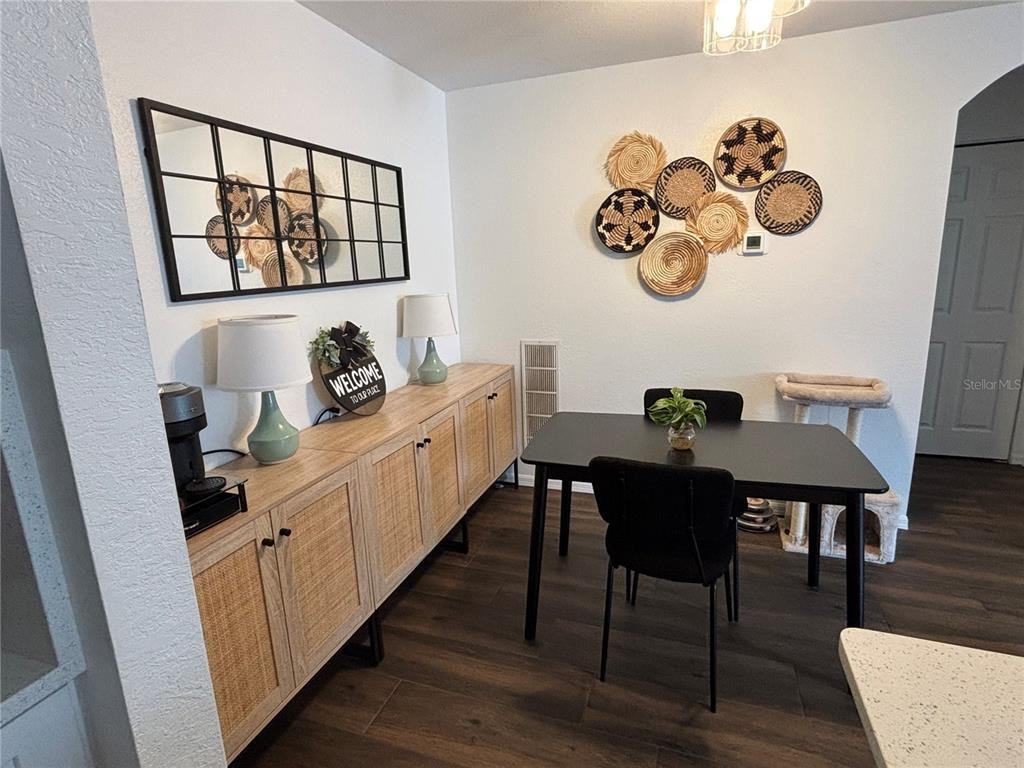 8809 Manor Loop #8809-202 - Photo 4 of 13