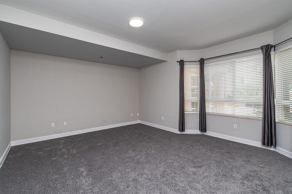 16101 Emerald Park Circle #16101-146 - Photo 3 of 25