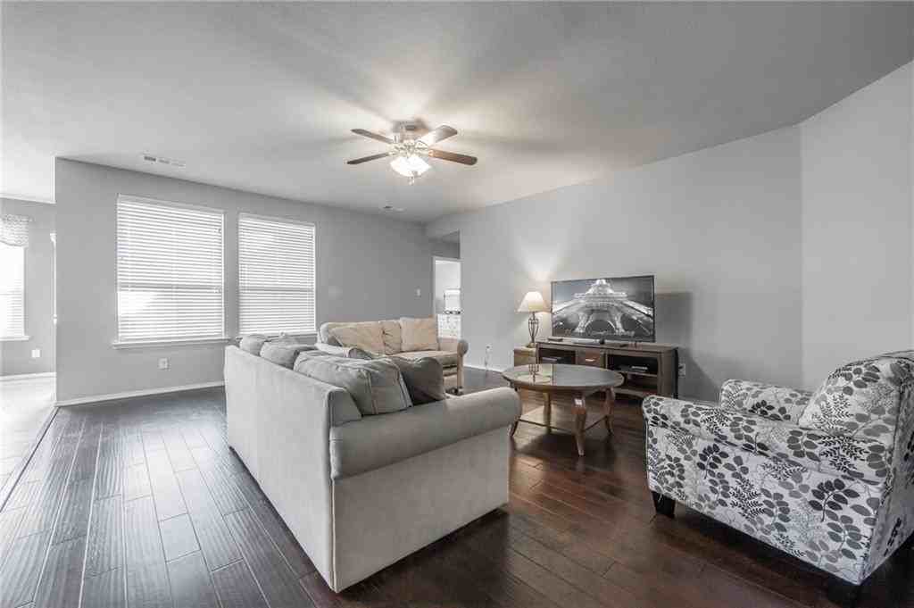 1101 Roadrunner Drive #1101