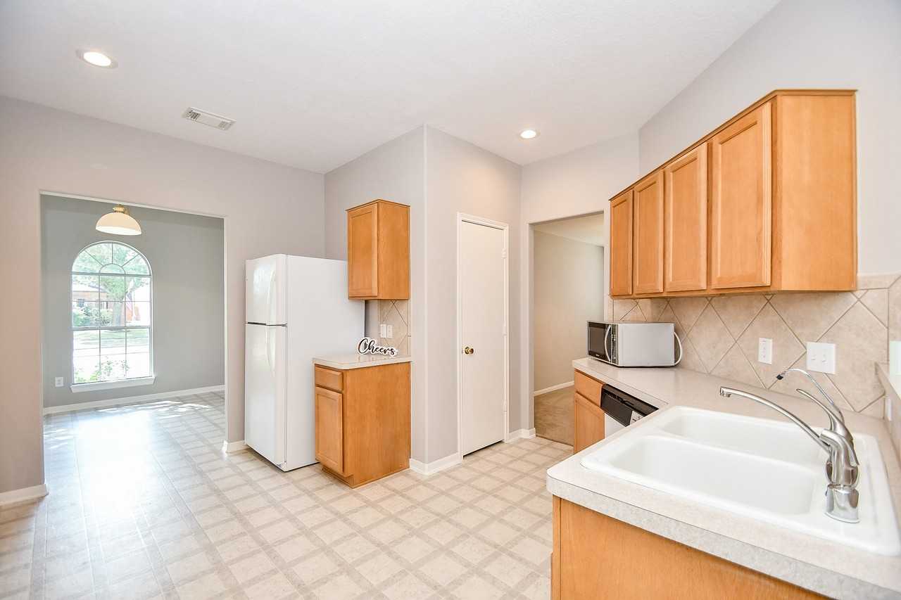 15410 Hazel Thicket Trail #15410 - Photo 2 of 28