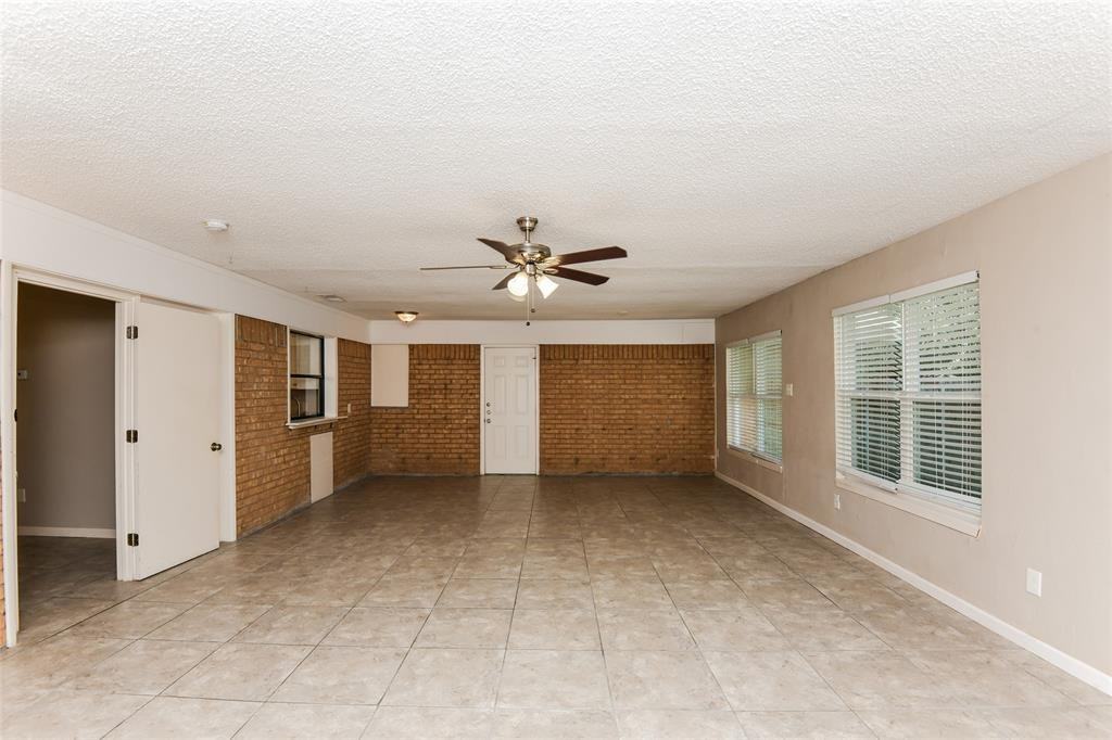 1905 Christopher Drive #1905 - Photo 2 of 16