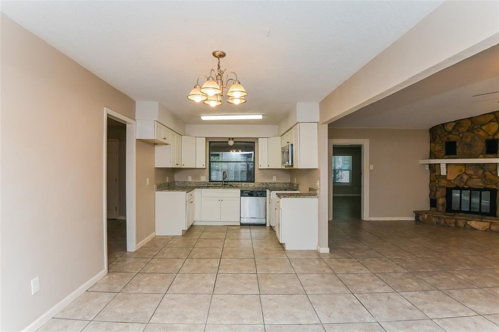 1905 Christopher Drive #1905 - Photo 5 of 16