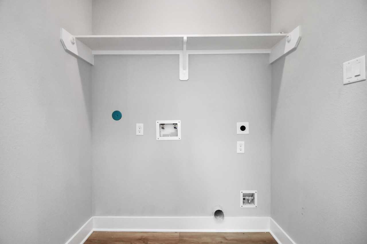 6817 Peerless Street #6817 - Photo 5 of 25