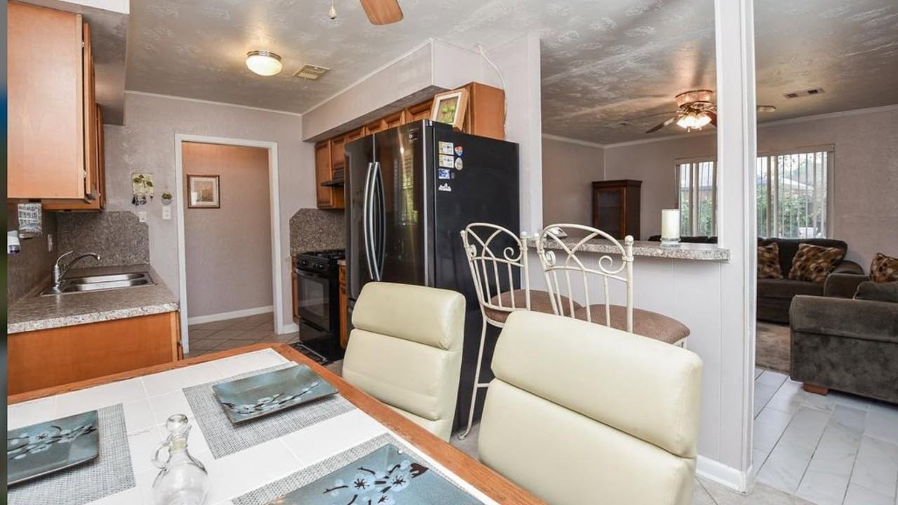 2116 Godfrey Street #2116 - Photo 3 of 15