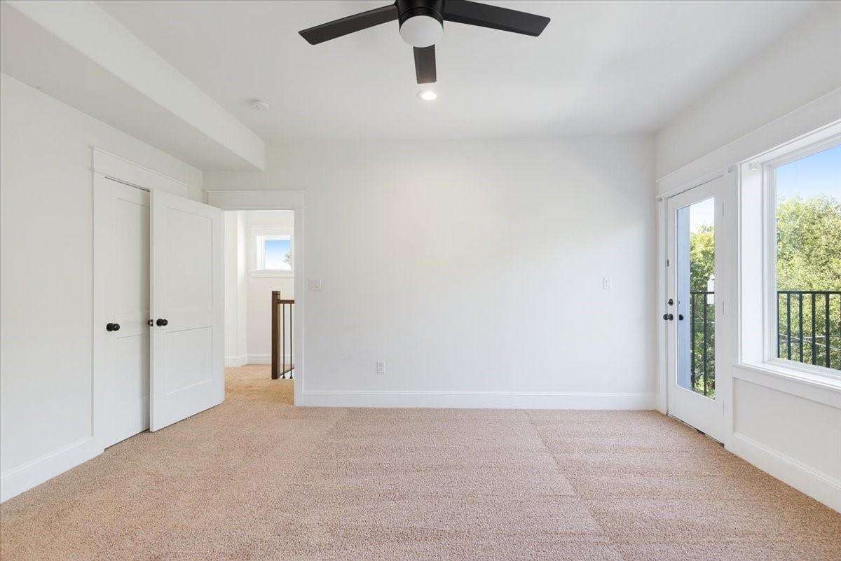 6725 Saint Augustine Street #6725