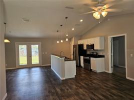 featured image of 8 Hemlock Terrace Way #8