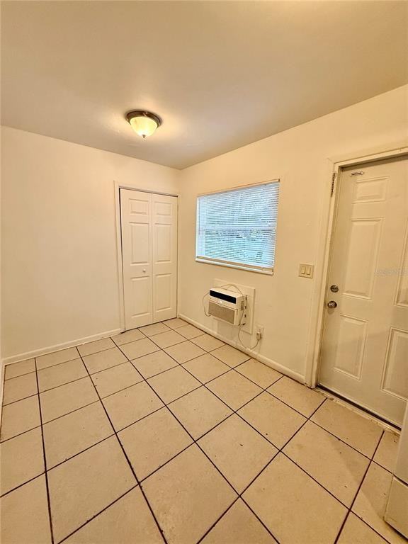 908 Beverly Avenue Northwest #908A - Photo 3 of 6