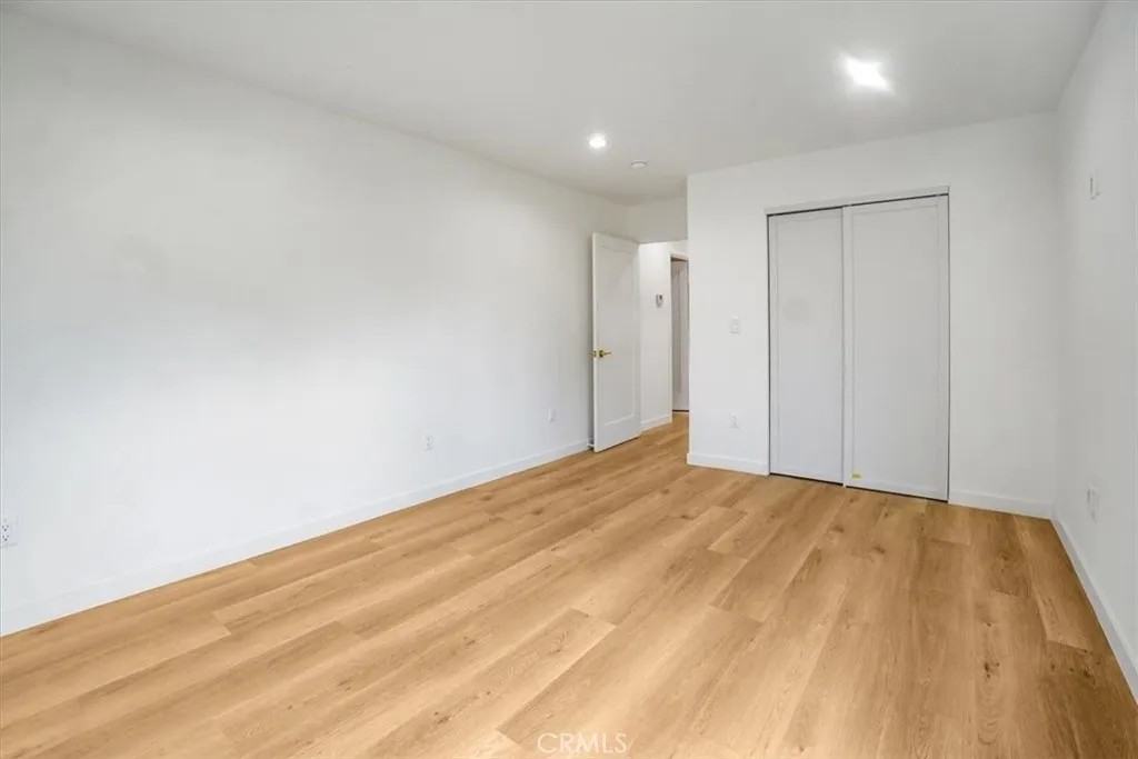 869 East Howard Street #869 - Photo 2 of 13