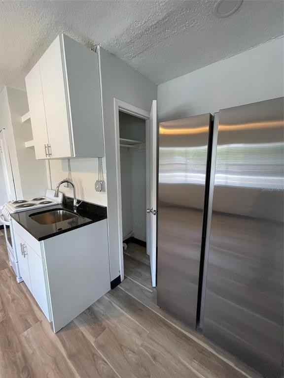 707 Rosery Rd Nw #707-3 - Photo 2 of 10