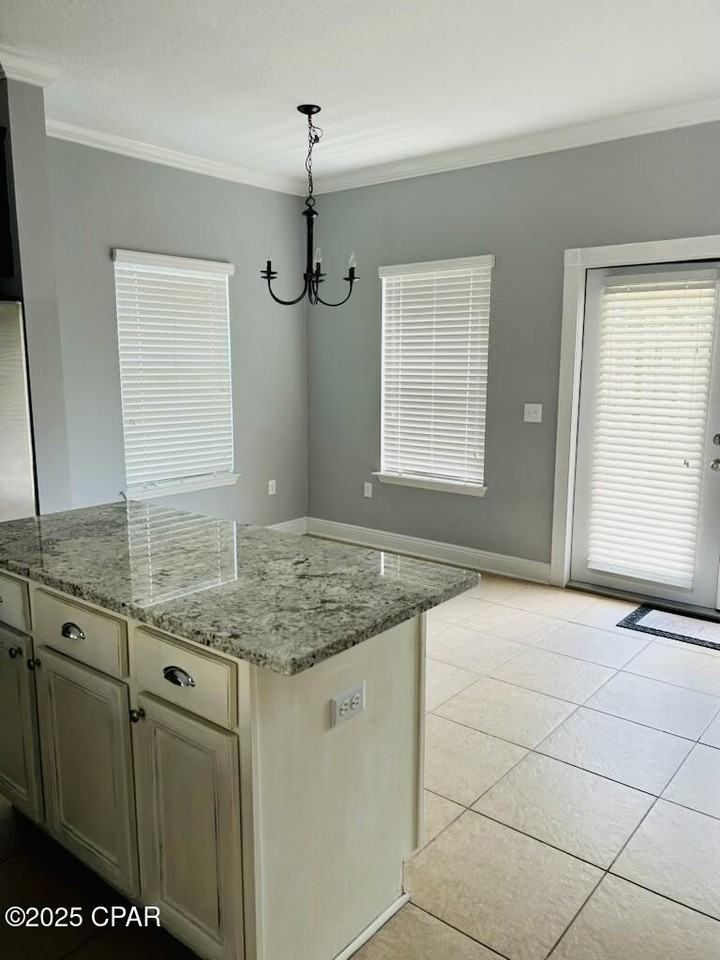 335 Madison Cir #335 - Photo 4 of 15