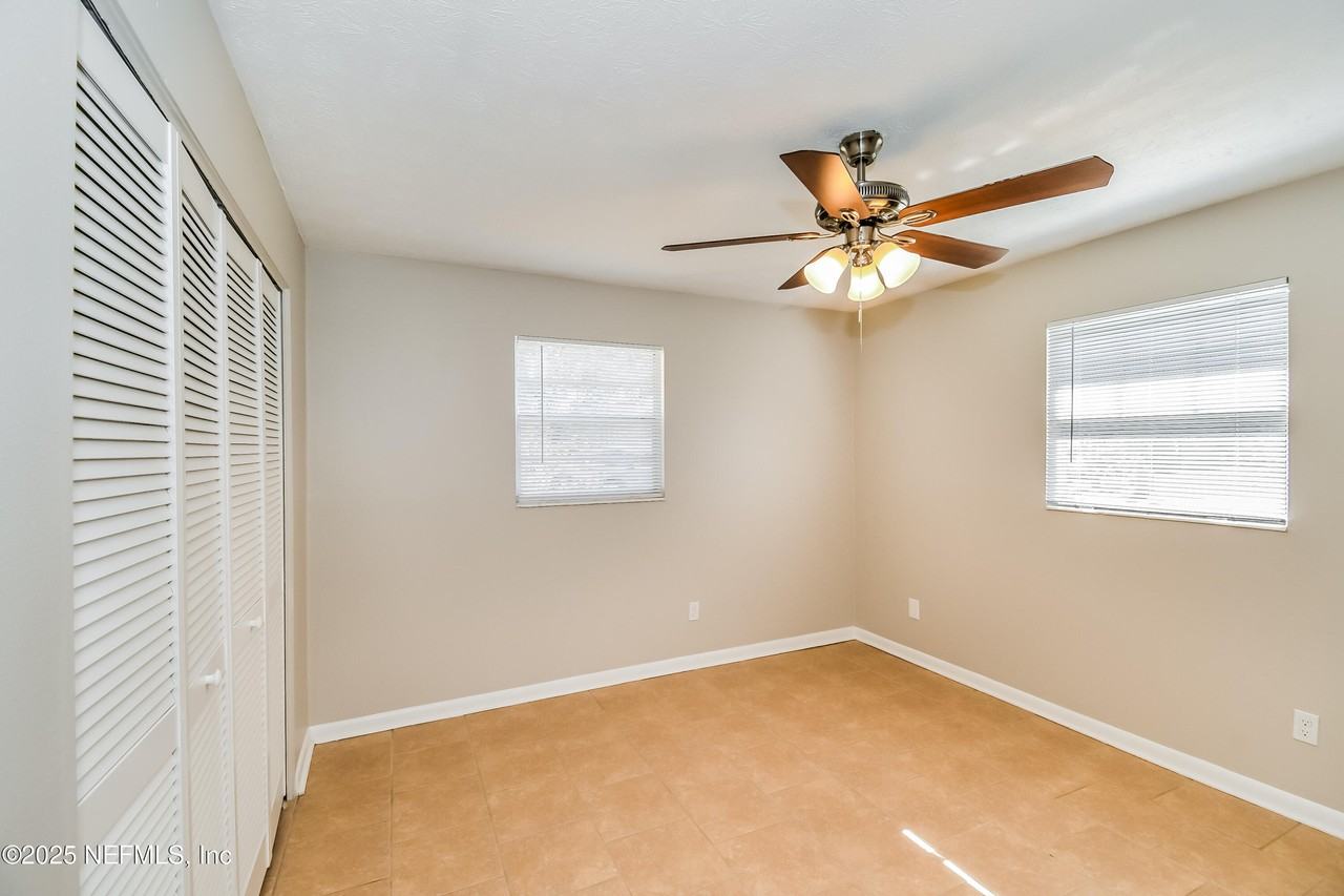 1113 Grove Park Dr S #1113 - Photo 5 of 15