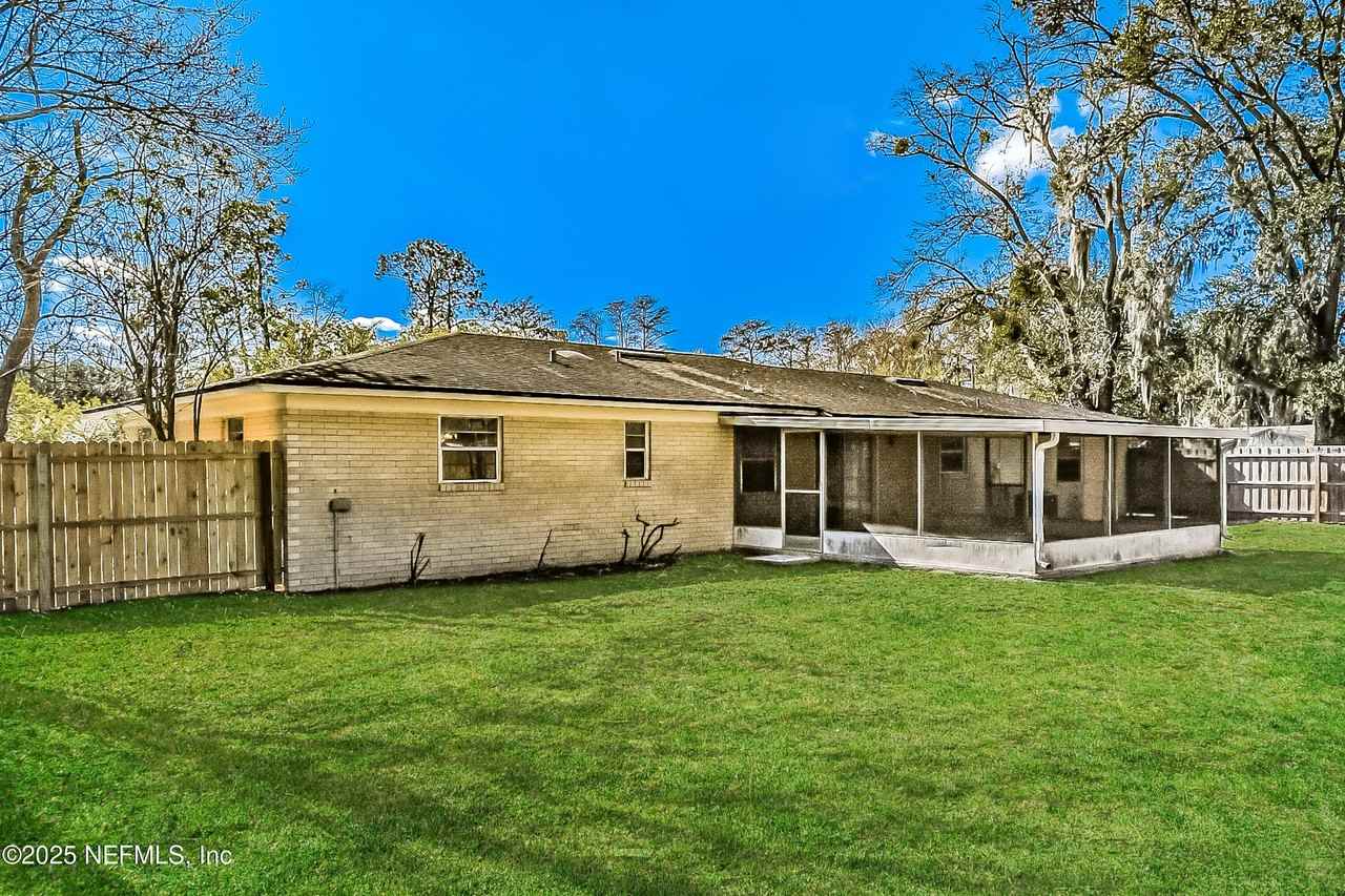 1113 Grove Park Dr S #1113 - Photo 7 of 15