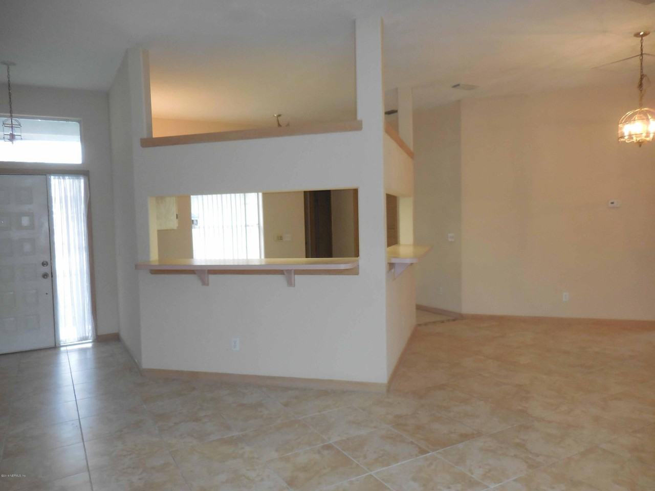 2024 Hovington Cir W #2024 - Photo 3 of 29