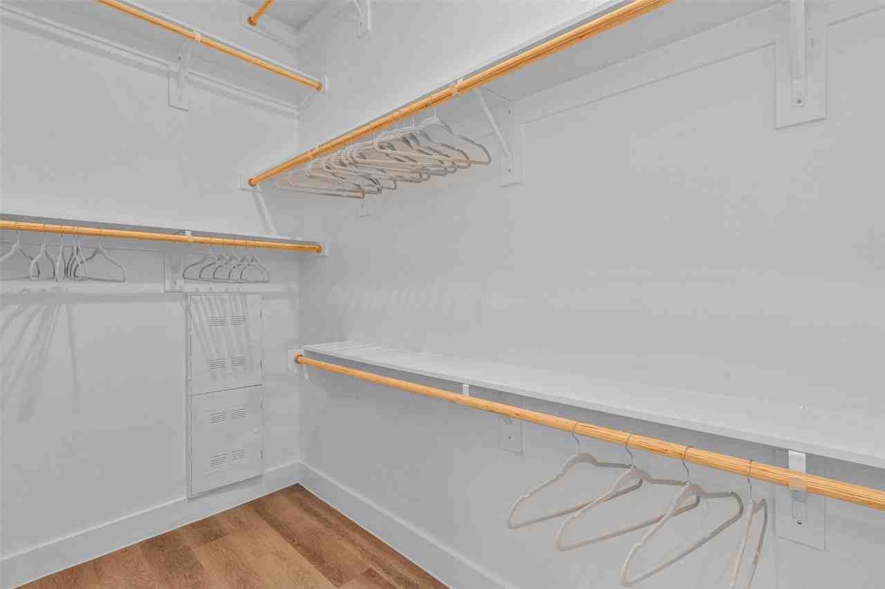 1505A Provident Dr #1505 - Photo 7 of 41