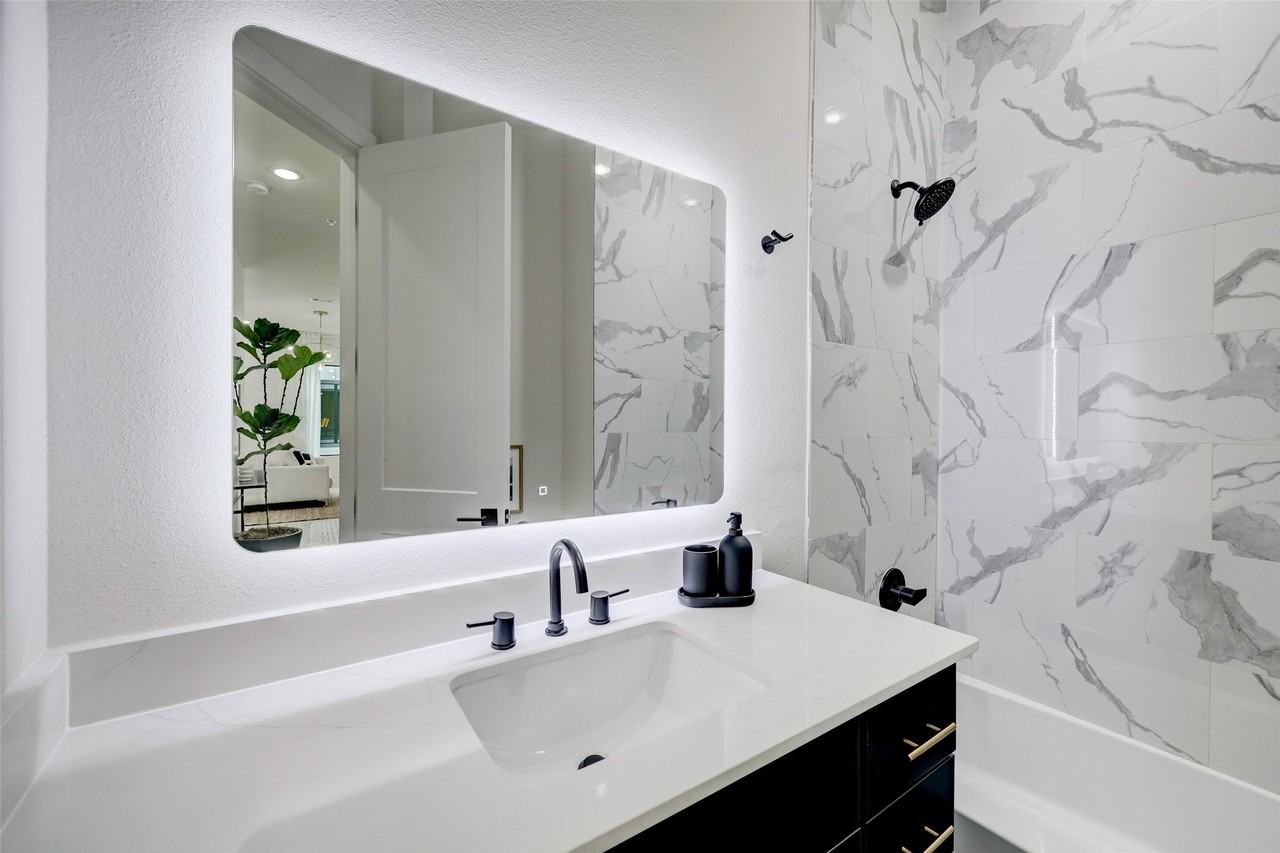 4932 Old Spanish Trail