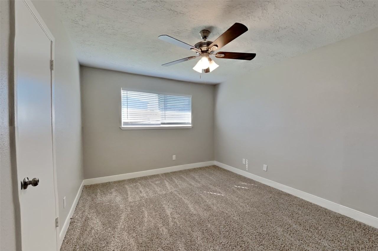 11615 Bonaparte Dr #11615 - Photo 5 of 18