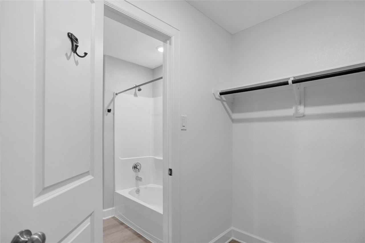 4235 Lance #4235 - Photo 3 of 23