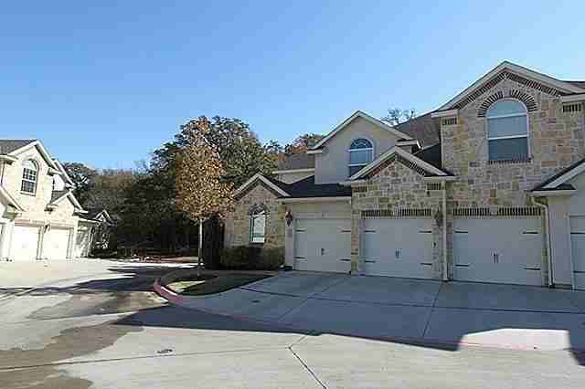 2608 Eagle Circle #2608 - Photo 2 of 19