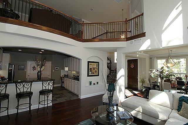 2608 Eagle Circle #2608 - Photo 3 of 19