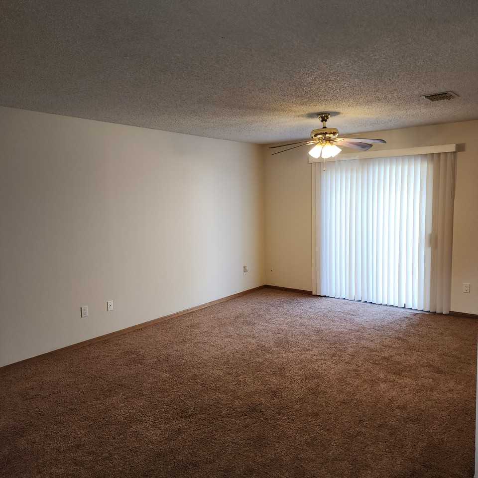 7512 E 17th St N #NA - Photo 2 of 18