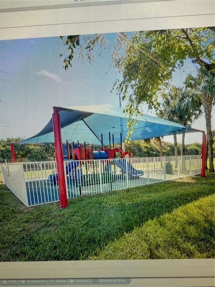 15827 Southwest 12th Street - Photo 6 of 6