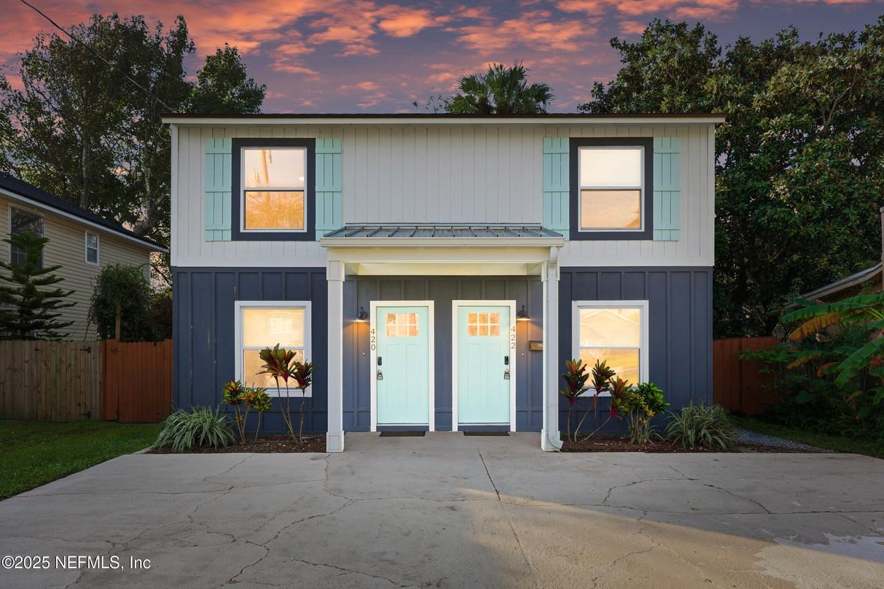 420 3rd Ave S #420 - Photo 2 of 38