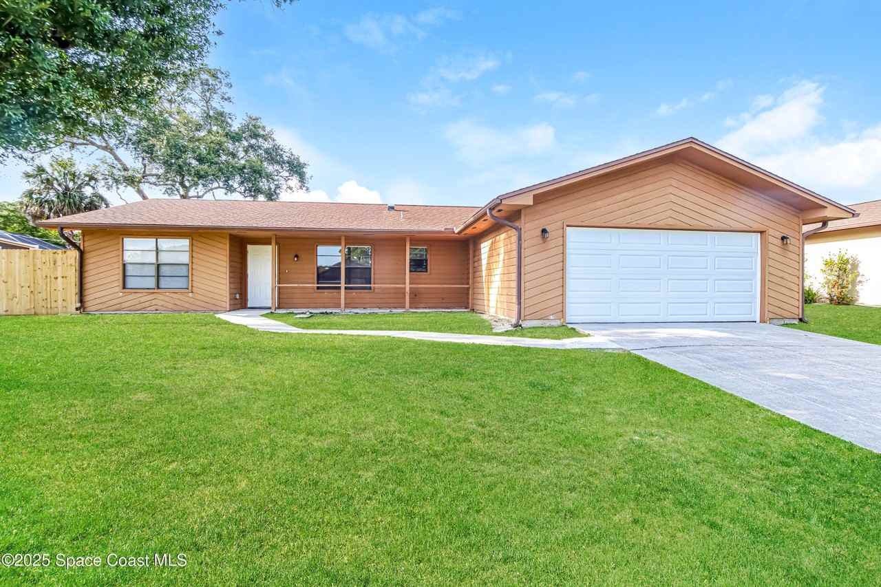 1711 Barker Street Northeast #1711 - Photo 3 of 16