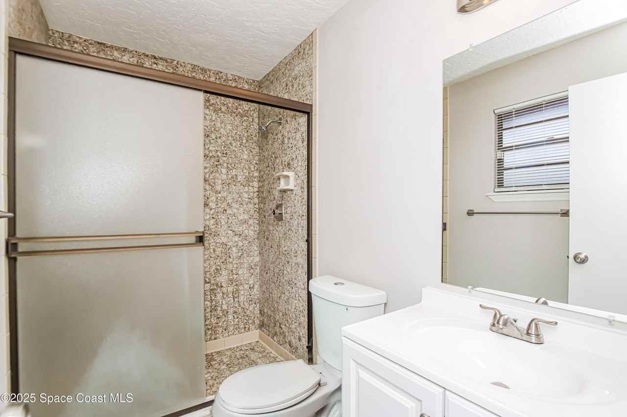 1711 Barker Street Northeast #1711 - Photo 6 of 16