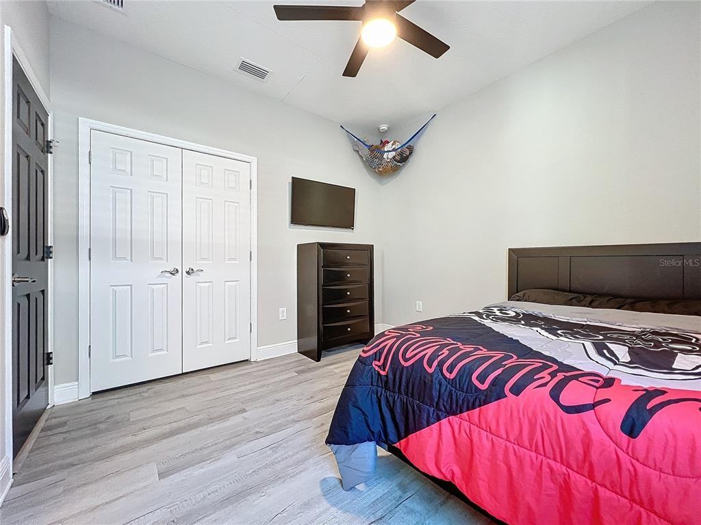 5559 Trevesta Pl #5559 - Photo 5 of 50