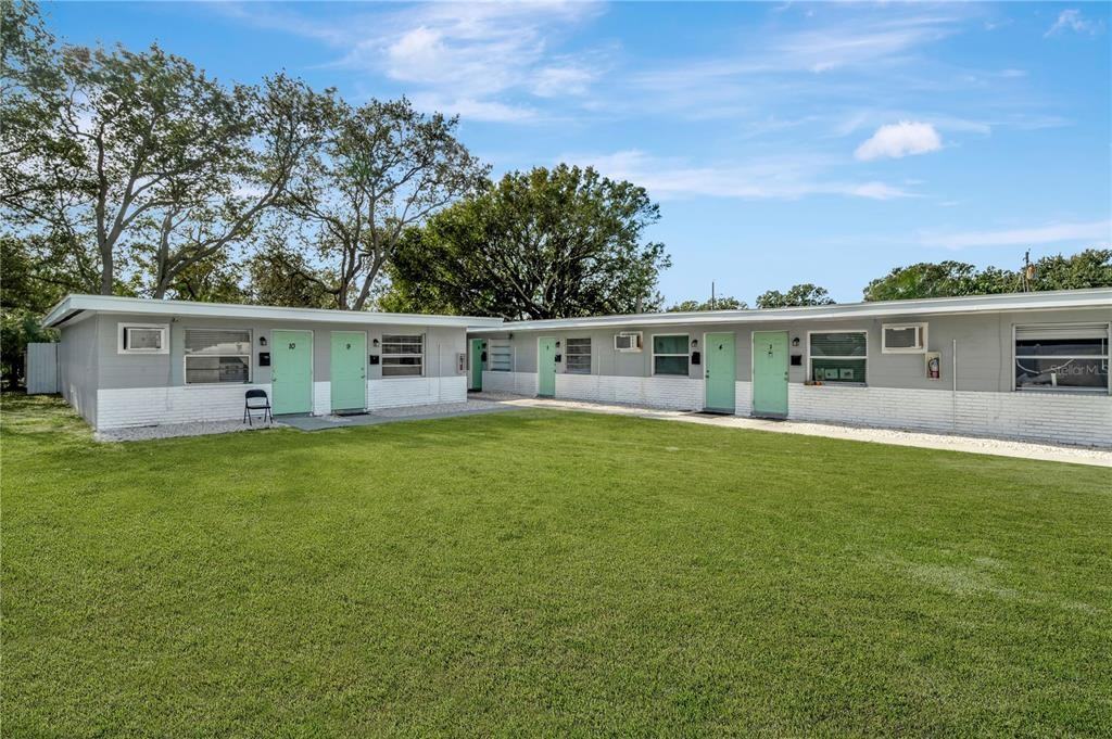 6701 S West Shore Blvd #6701-8 - Photo 3 of 12