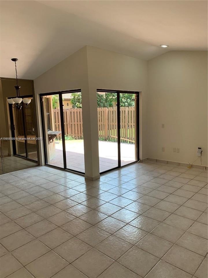 4855 Sw 152nd Ct #4855F44 - Photo 6 of 18